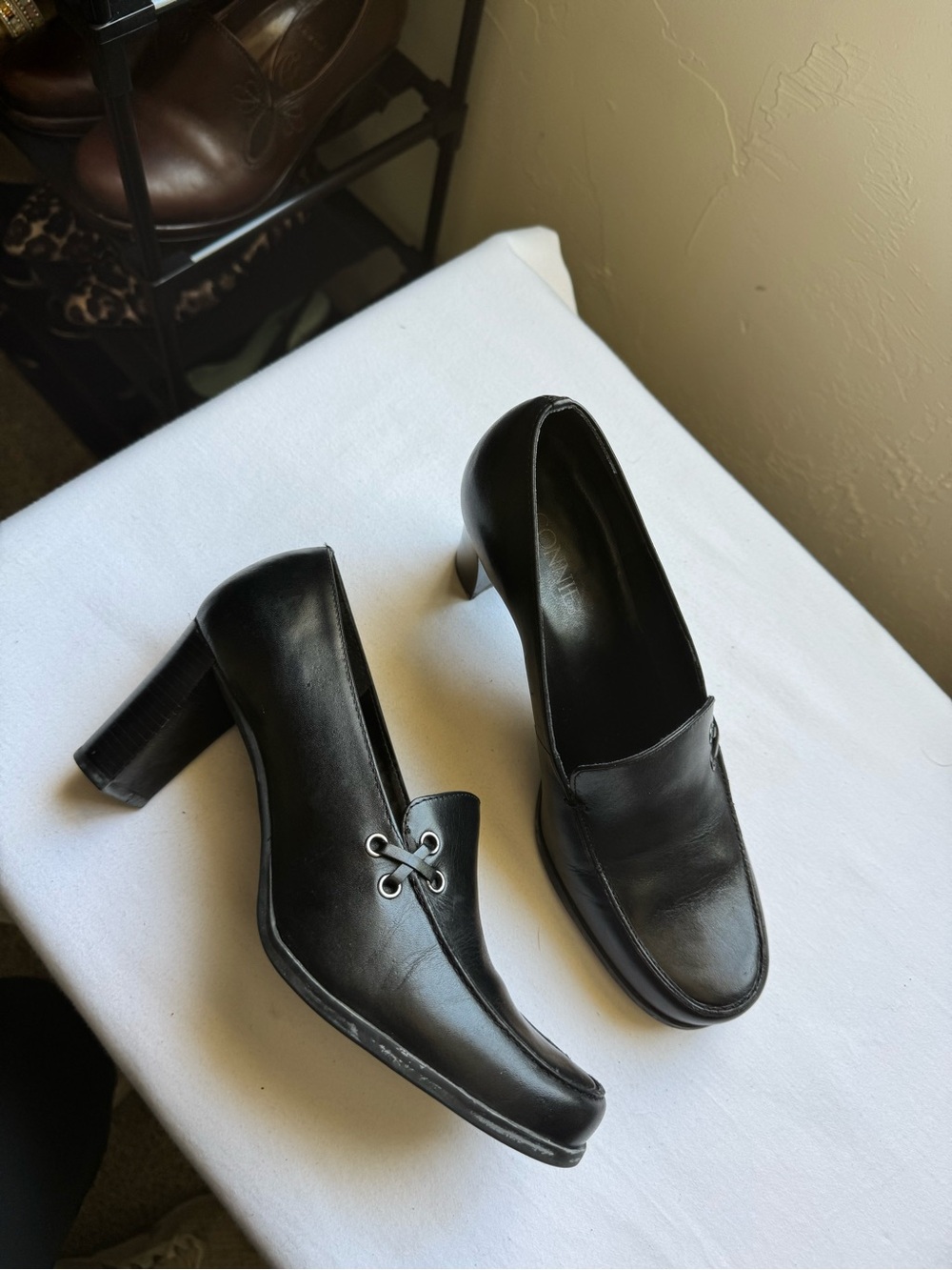 Connie Vintage Black Heeled Leather Loafers lace-up hardware detail Size 6.5